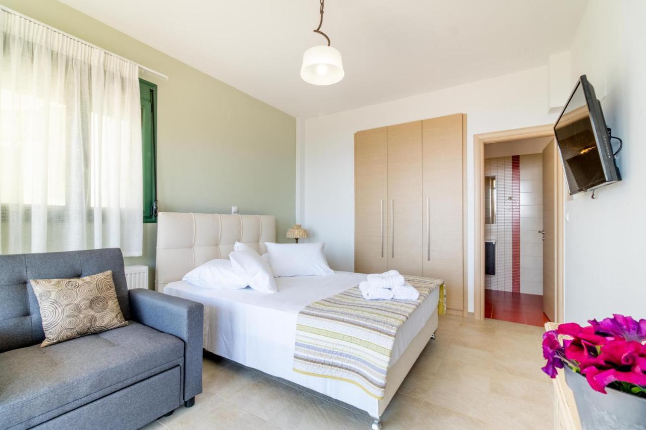 Sapphire Blue Villa Kalamítsi 外观 照片